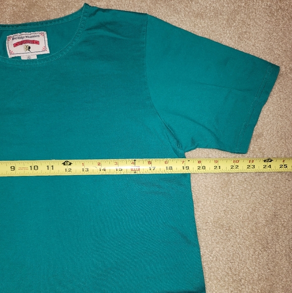 Red Ridge Mtn Outfitters top - Picture 3 of 6